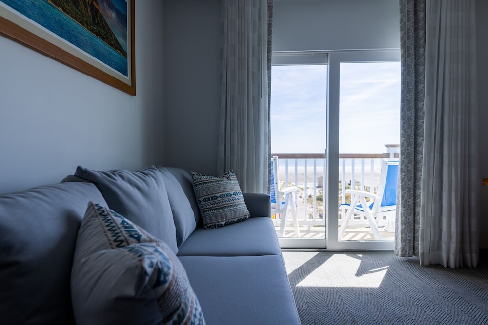 Regal Plaza Beach Resort - photo 7