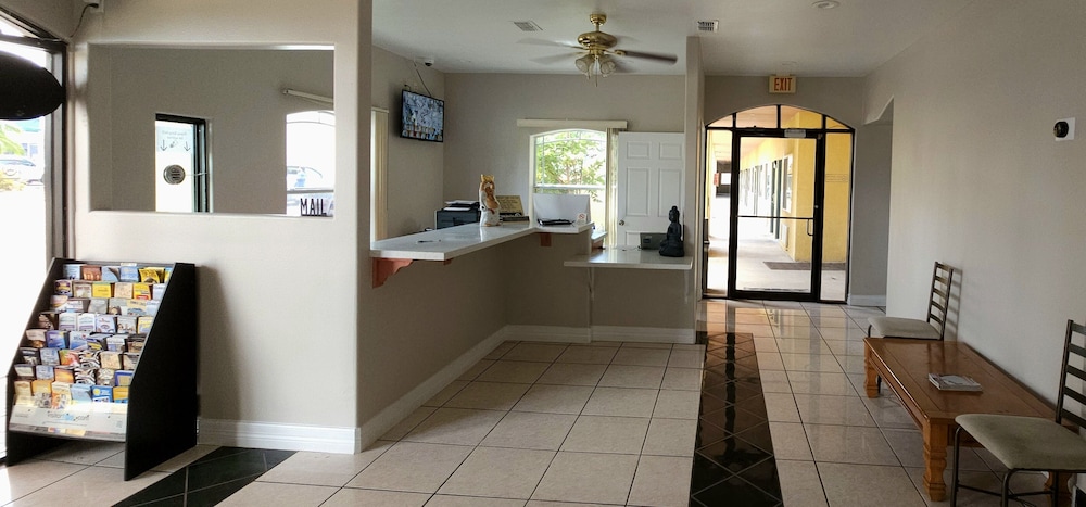 Texas Inn and Suites Rio Grande Valley - photo 4