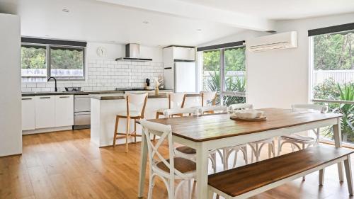 Beachy Bay Haven — Rye