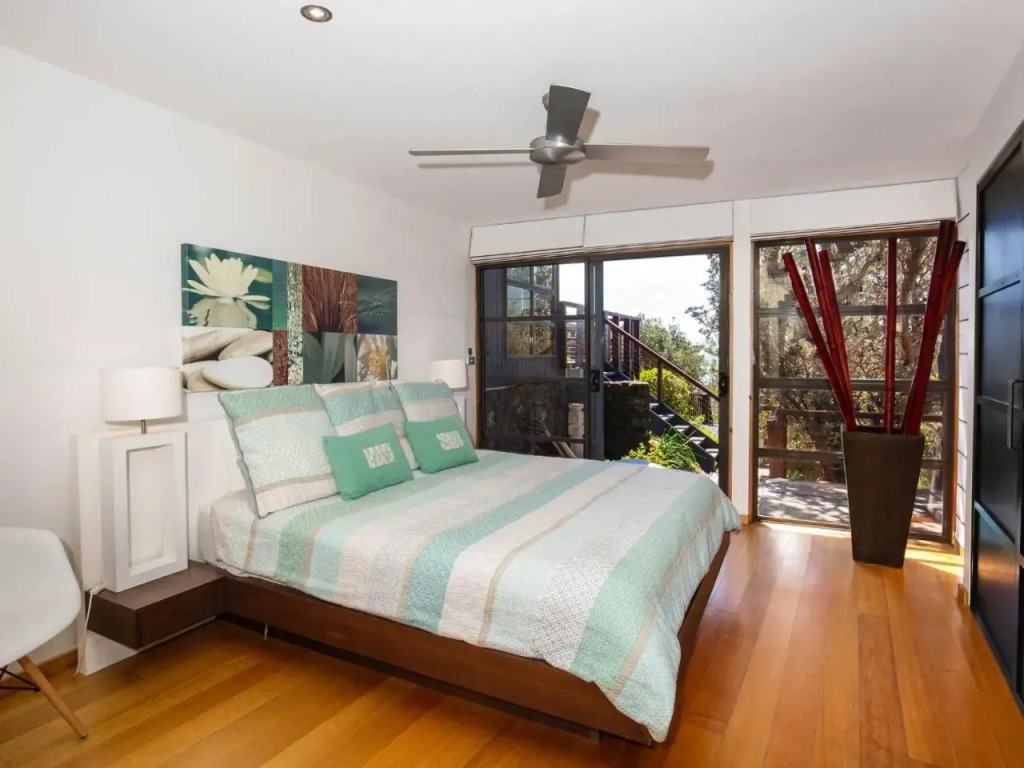 Illaroo Absolute Beachfront with Spa — Culburra Beach — photo 3