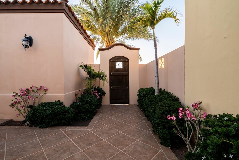 Paraiso Del Mar Resort V1 3 Bed by Casago in La Paz, Mexico