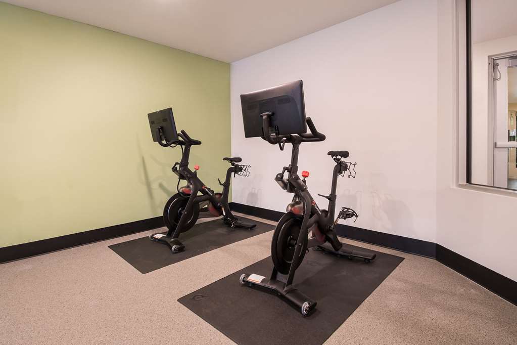 WoodSpring Suites Portland Vancouver - photo 36