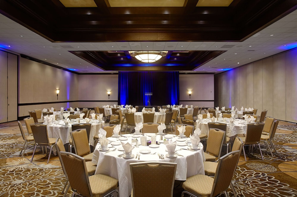 DoubleTree by Hilton Ontario Airport - photo 58