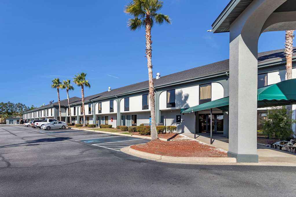 Quality Inn Brunswick - photo 8