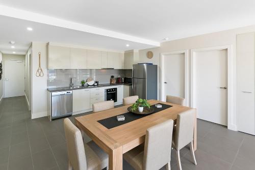 Salt 15 Luxury Apartment — 4-Star Luxury Hotel in Sorrento, Australia