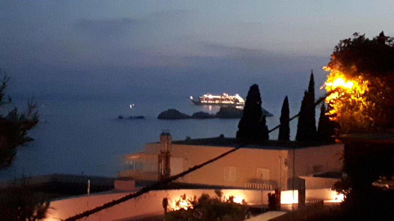 Best4You Apartment sea view 70 m2 2 bedrooms
