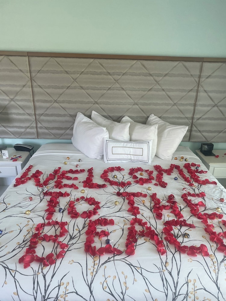 Ocean Sands Beach Boutique Inn Stay At the Beach - photo 15