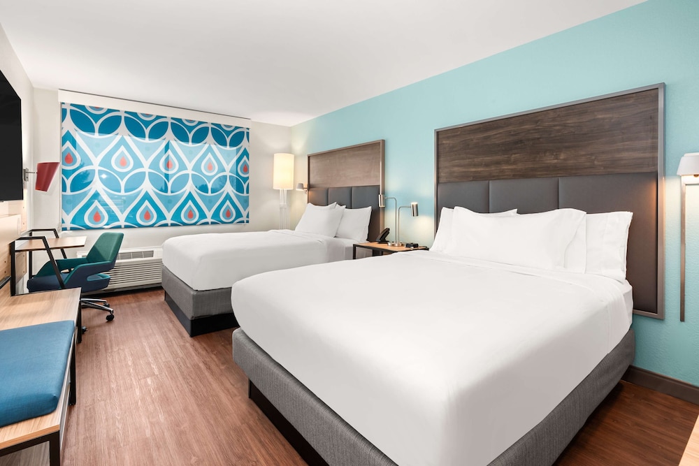 Tru by Hilton Portland Airport - photo 12