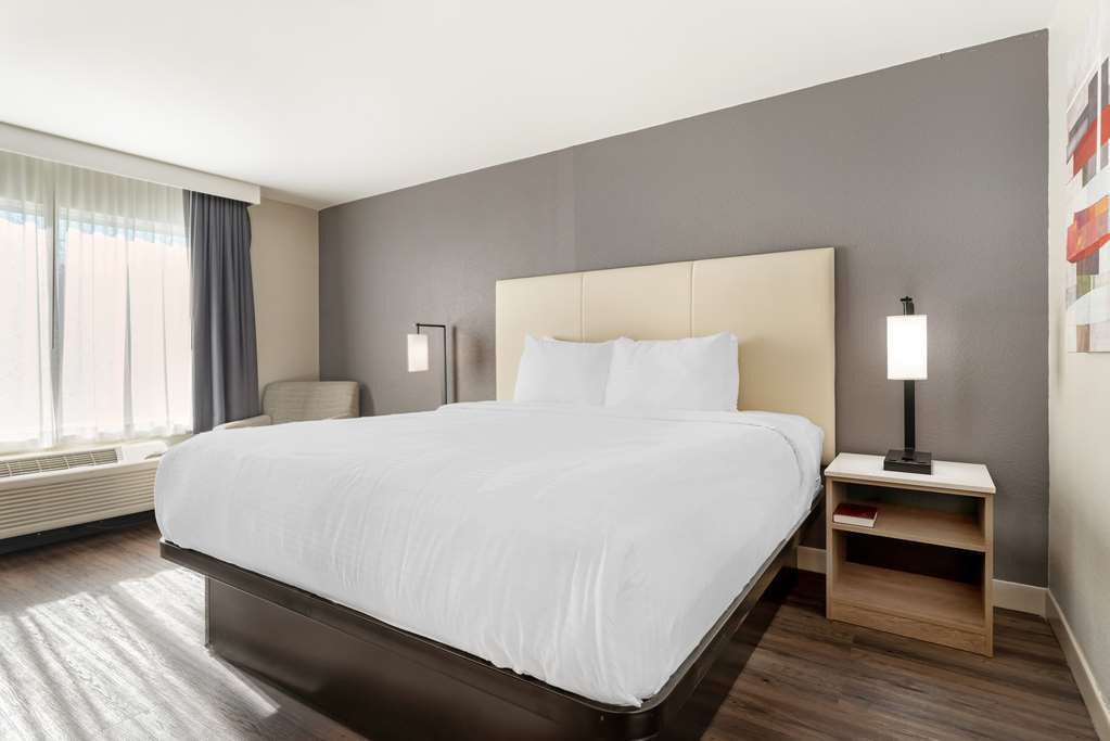 Best Western Plus Rancho Cordova Inn - photo 18