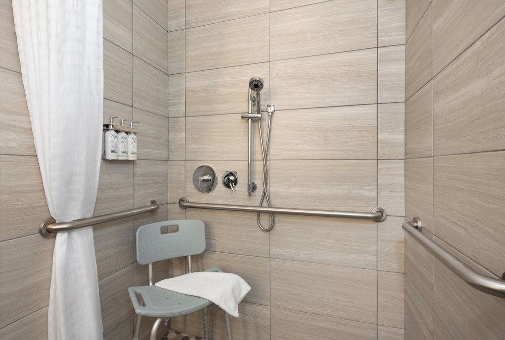 Hampton Inn Acworth - photo 27
