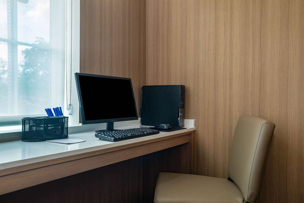 Microtel Inn & Suites by Wyndham Liberty NE Kansas City Area - photo 25