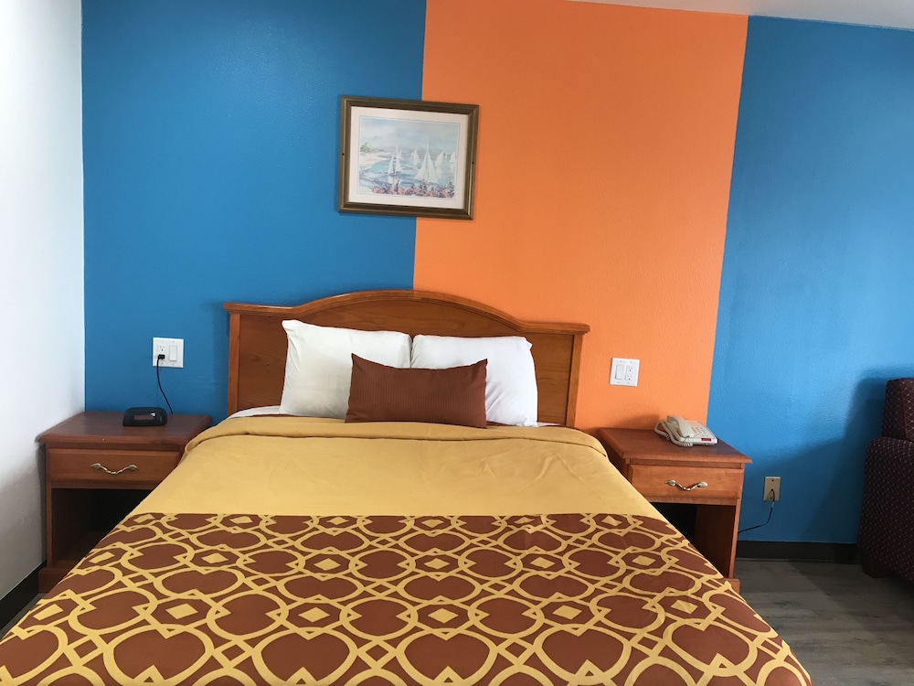 Americas Best Value Inn Bowie - photo 6