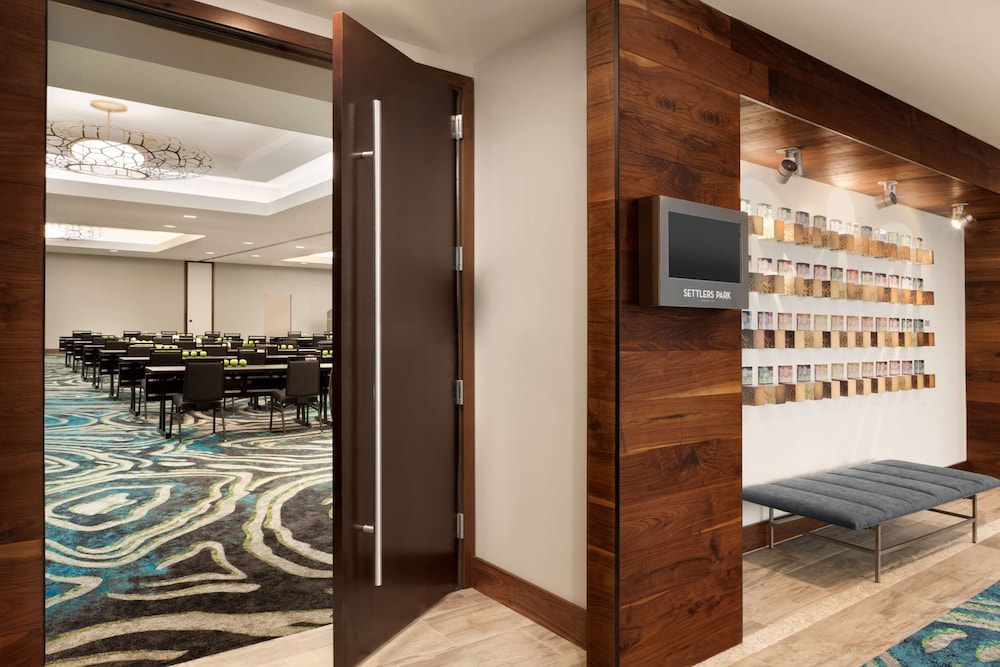 Embassy Suites by Hilton Boulder - photo 37