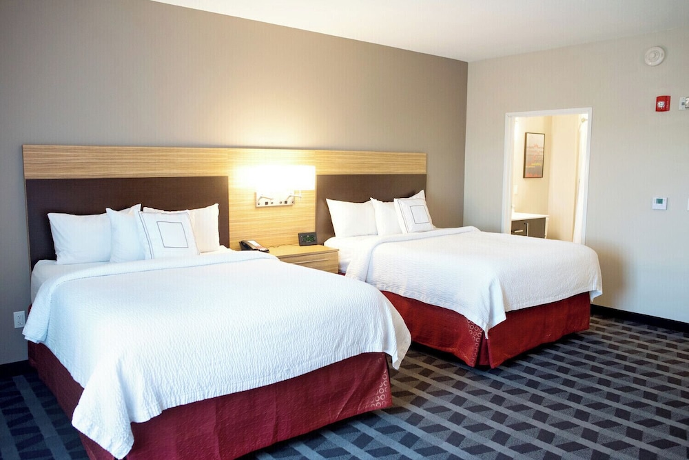 TownePlace Suites by Marriott Ames - photo 8