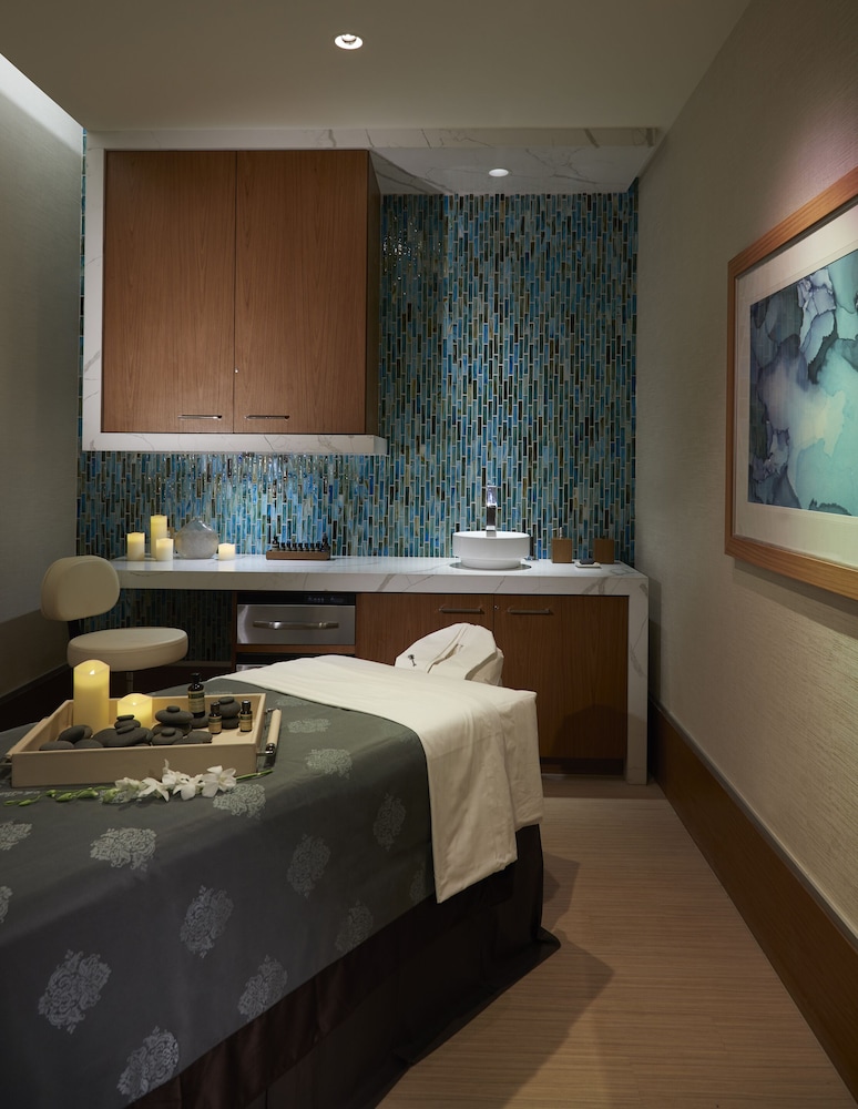 Seminole Hard Rock Hotel & Casino Tampa - photo 55