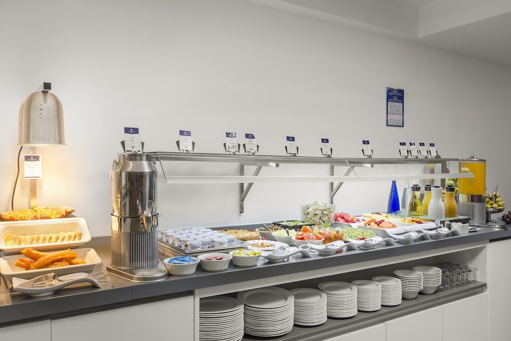 מזון ומשקאות