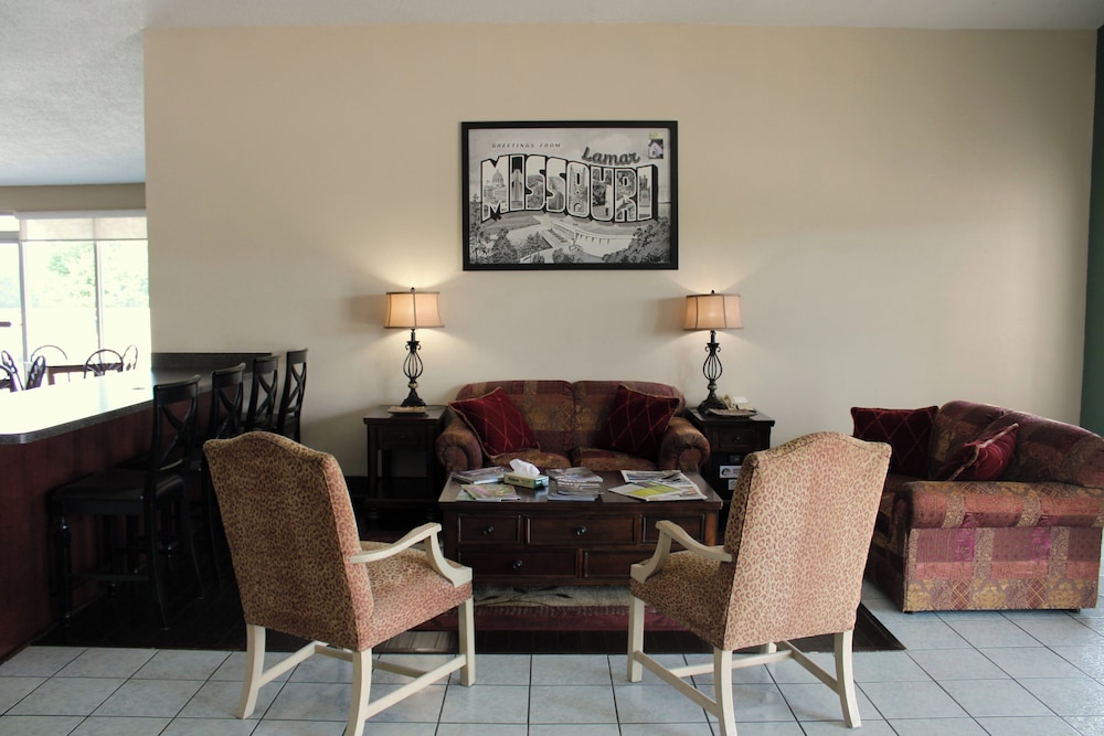 Super 8 by Wyndham Lamar - photo 2
