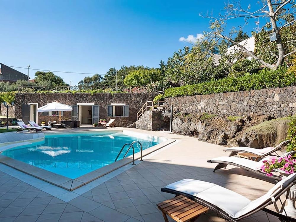 Belvilla by OYO Montefiore — hotel in Ragalna