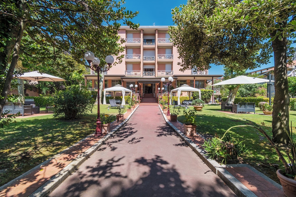 Hotel Gabrini in Massa, Italy