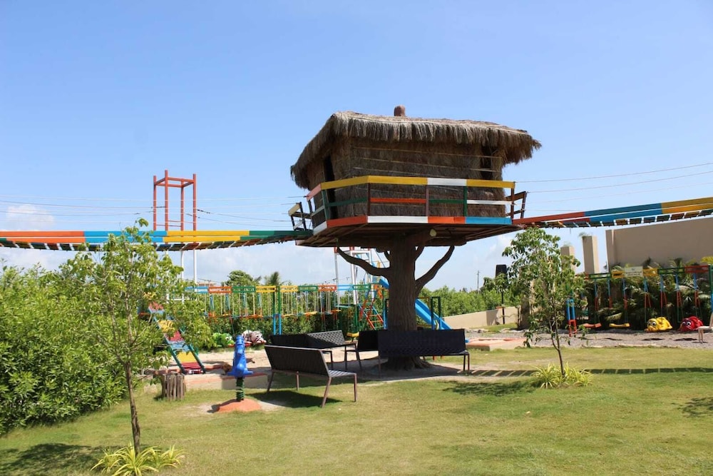 Unique Resort And Restaurant in Porbandar, India