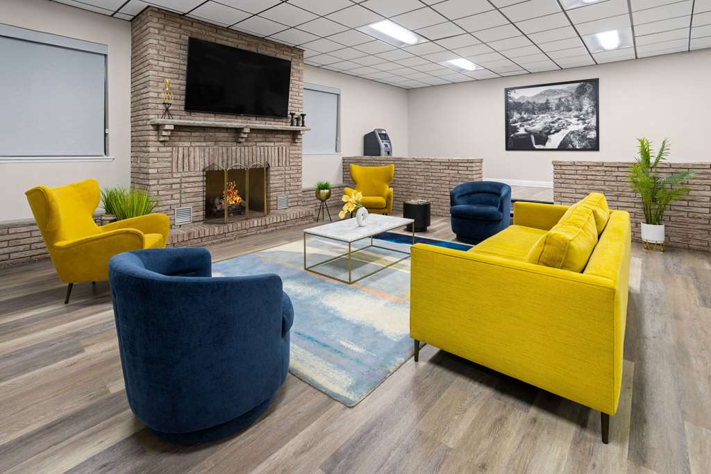 Super 8 by Wyndham Henrietta Rochester Area - photo 6