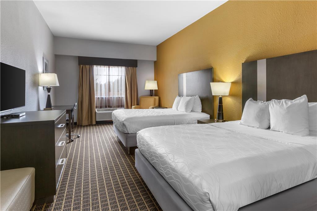 Best Western Plus Lampasas Inn & Suites - photo 3
