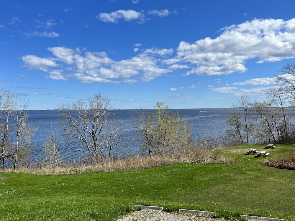 The High Tide Inn - photo 147
