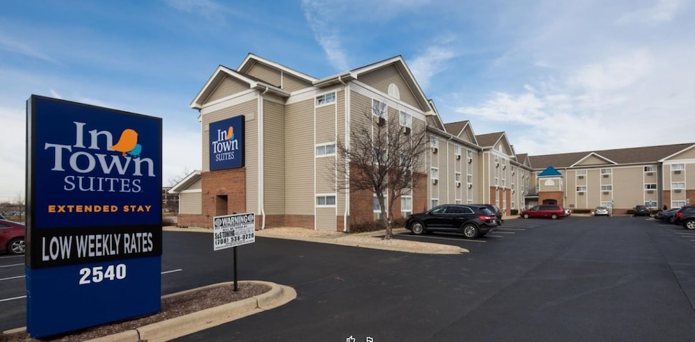 Intown Suites Extended Stay Chicago Il Downers Grove - photo 24