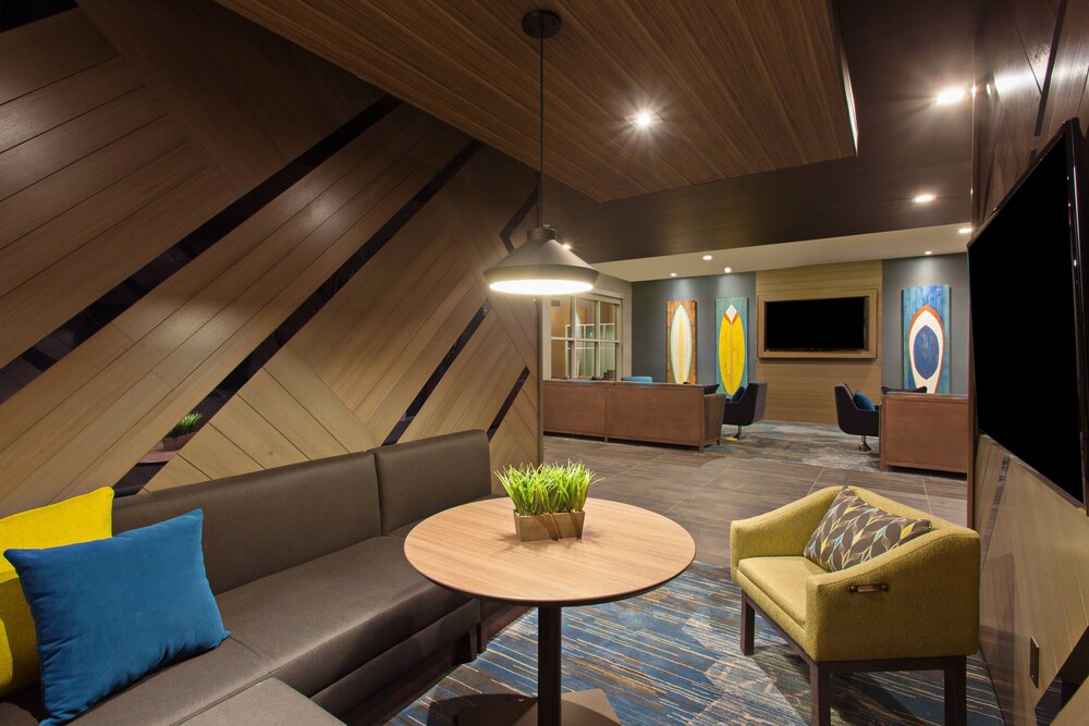 Courtyard by Marriott San Diego El Cajon - photo 13