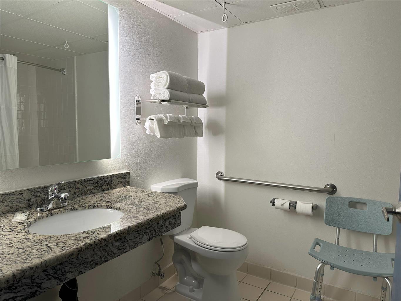 Quality Inn & Suites Everett - photo 22