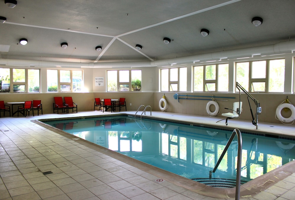 Holiday Inn Express Hotel & Suites Waterford by IHG - photo 67
