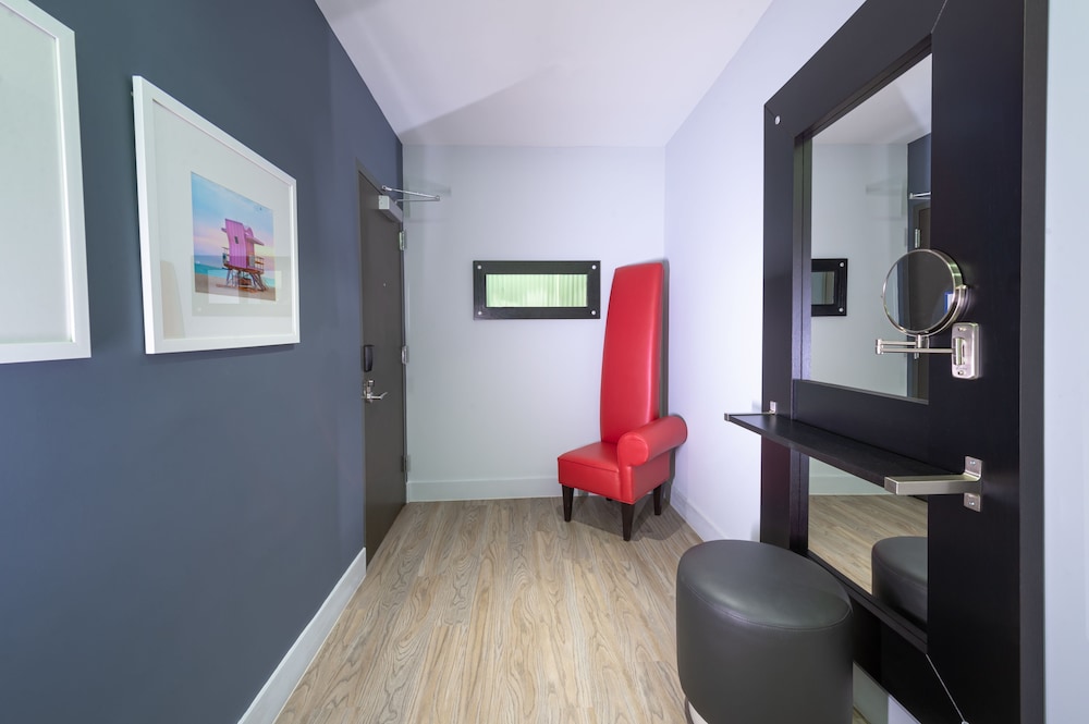 The Kent Hotel - photo 66