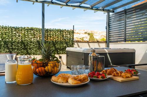Dolores Apartment with Terrace & Jacuzzi