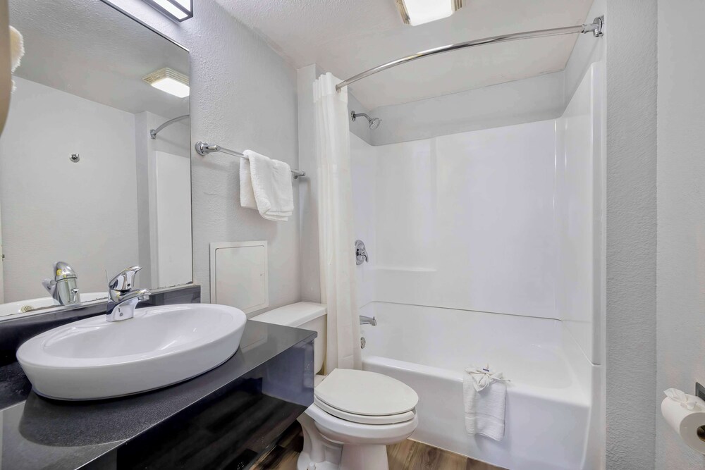 Motel 6 Villa Park IL Chicago West - photo 20