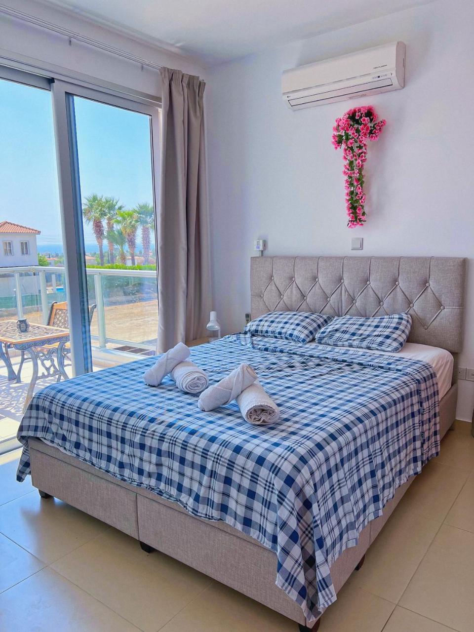 3 Bedroom Coral Bay Beach Seaview Villa II Private Pool