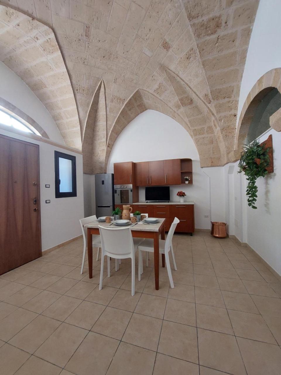 La Casa Sulla Via Appartamento Al Piano Terra — 4-Star Luxury Hotel in San Vito Dei Normanni, Italy