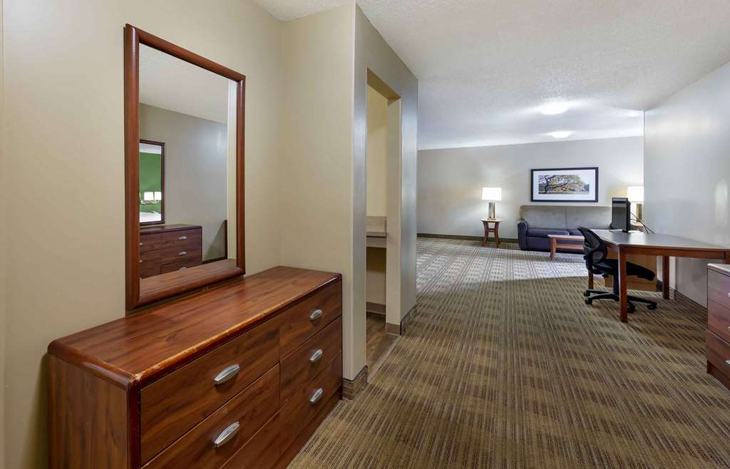 Extended Stay America Suites Cleveland Great Northern Mall - photo 31
