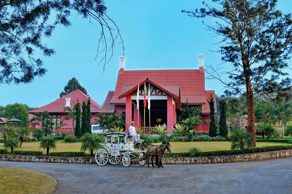 Aureum Palace Hotel & Resort Pyin Oo Lwin in Pyin Oo Lwin, Myanmar