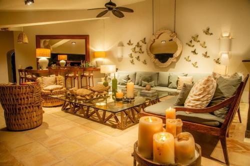 Casa Angelines en Las Brisas Acapulco con alberca y club de playa — 4-Star Luxury Hotel in Acapulco De Juarez, Mexico