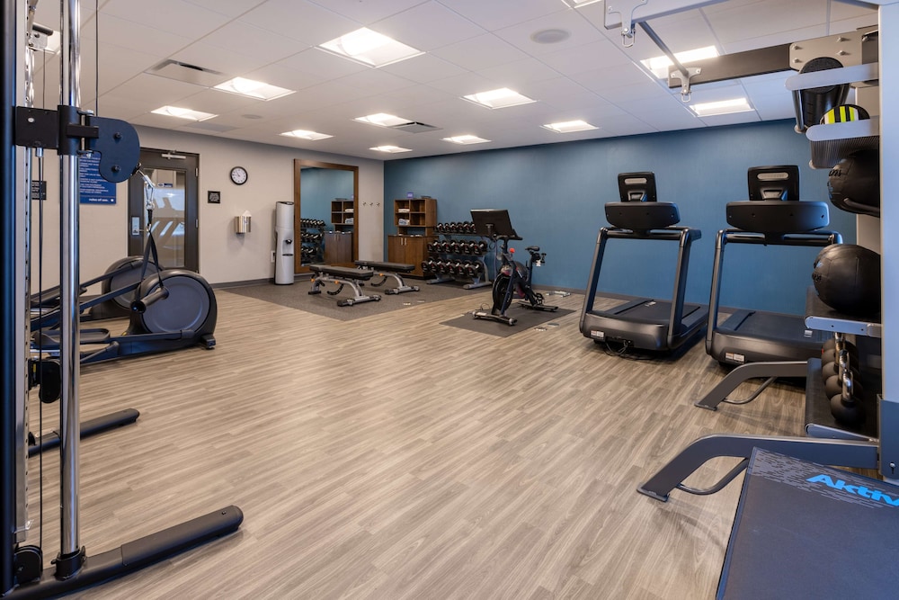 Hampton Inn Monticello - photo 16