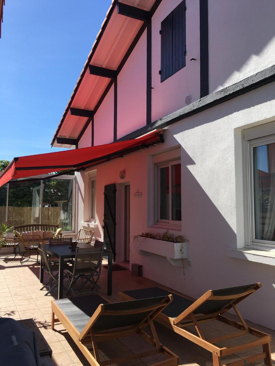 Mimizan Plage Grande Maison Bord de Mer — 4-Star Luxury Hotel in Mimizan, France