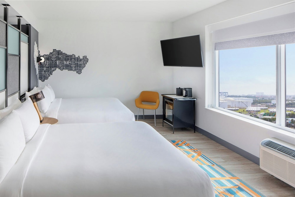 Aloft Fort Lauderdale Airport - photo 8