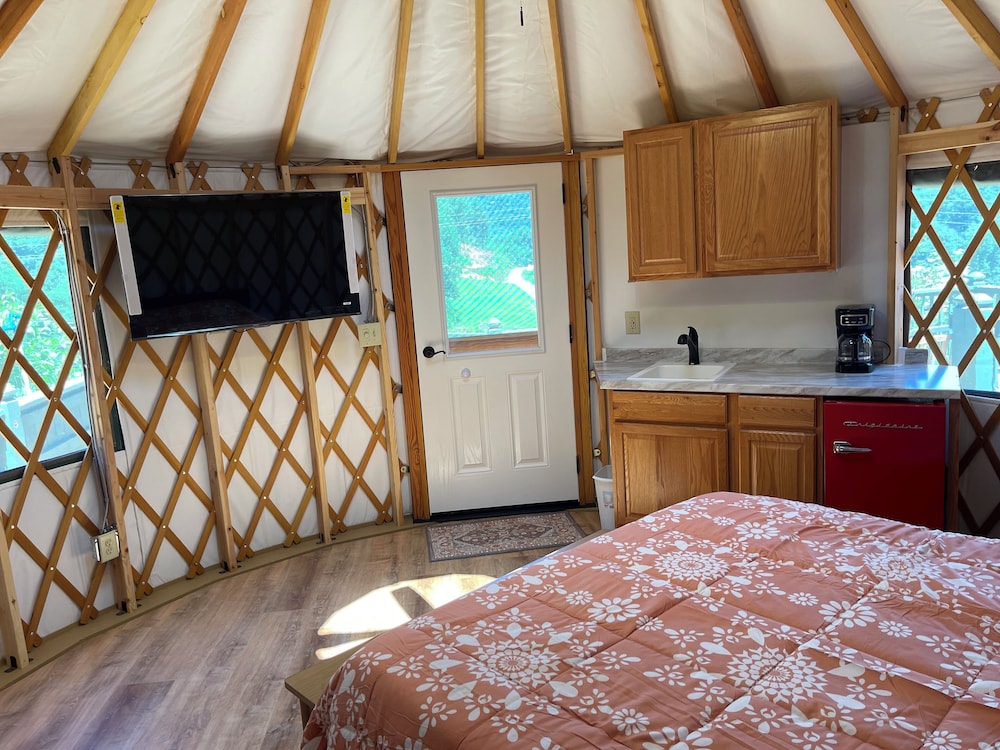 Mountain Aire Cottages & Inn - photo 99