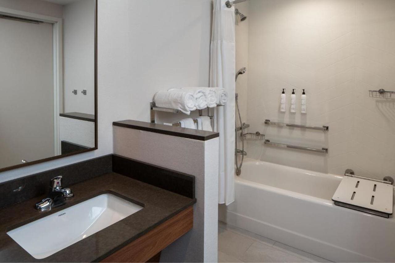 Fairfield by Marriott Inn & Suites Huntsville Redstone Gateway - photo 37