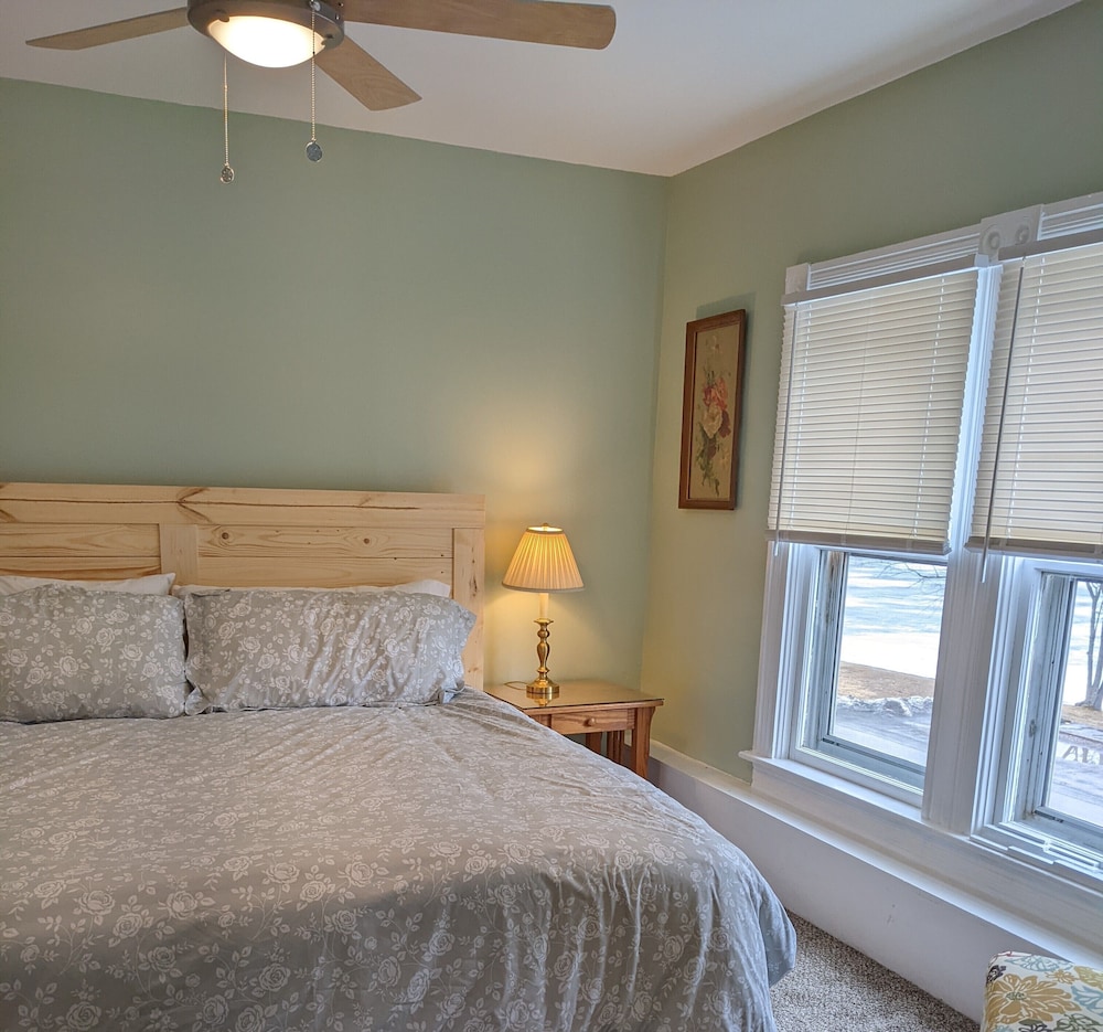 The Inn at Starlight Lake - photo 25