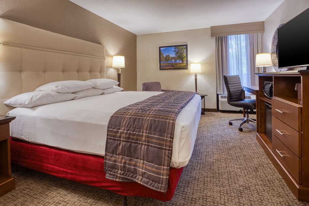 Drury Inn & Suites St. Louis Fairview Heights - photo 19