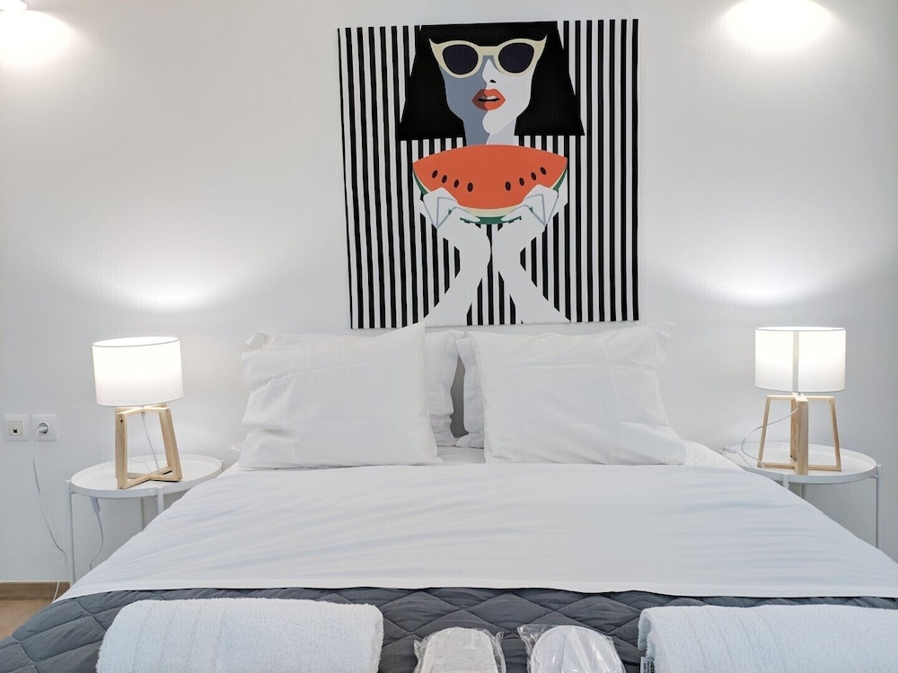Vivo Apartments — 4-Star Luxury Hotel in Marousi, Greece