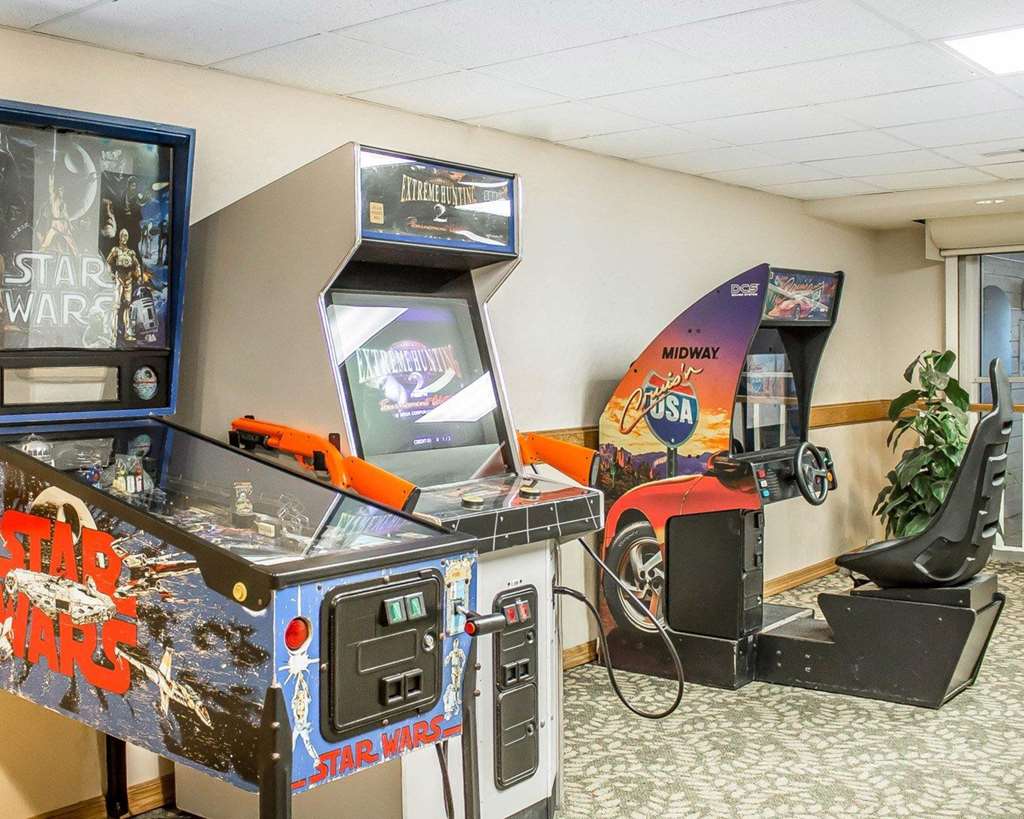 Quality Inn Rhinelander - photo 35