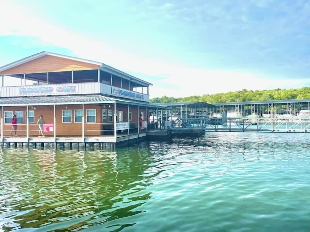 Hunter's Friend Resort - photo 67