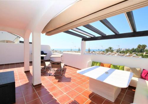 Apartment Amara — 4-Star Luxury Hotel in Estepona, Spain